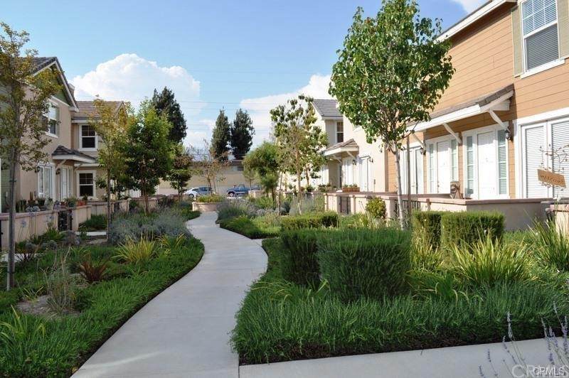 750 Azusa Avenue - Photo 1