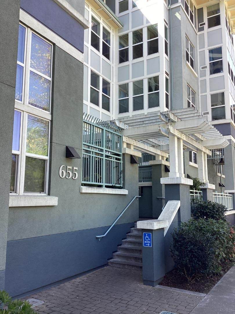655 12th Street - Photo 1