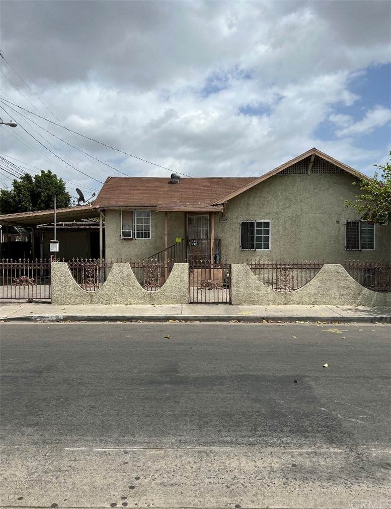 7324 Crockett Boulevard - Photo 1