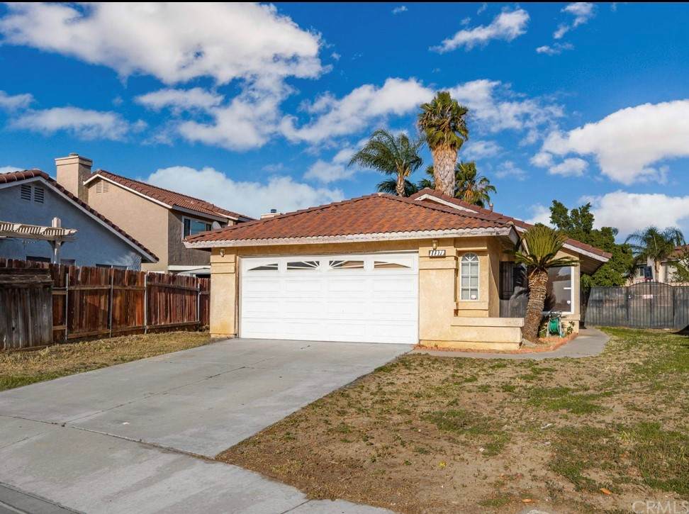 11379 Oak Knoll Drive - Photo 1