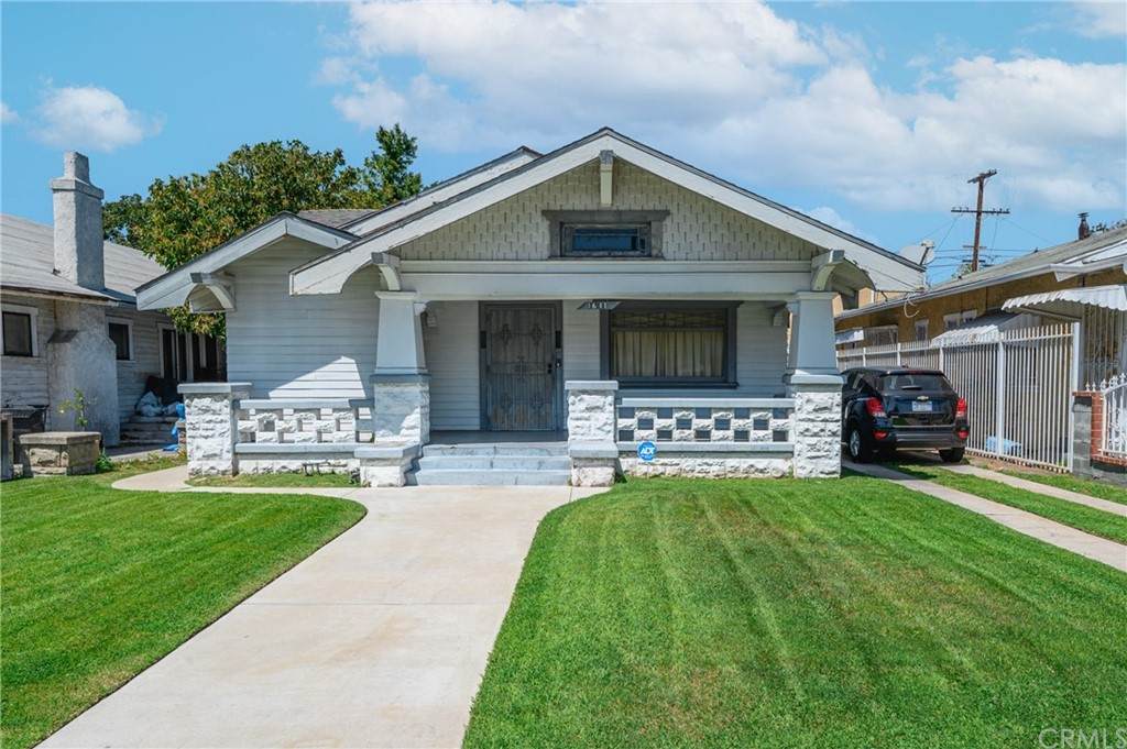 1611 48th Street - Photo 1