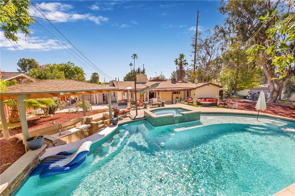8301 Woodlake Avenue - Photo 1