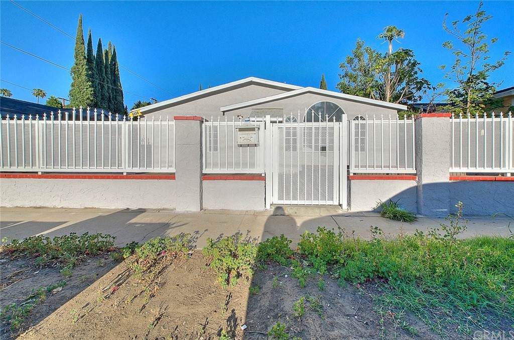 6554 Mammoth Avenue - Photo 1