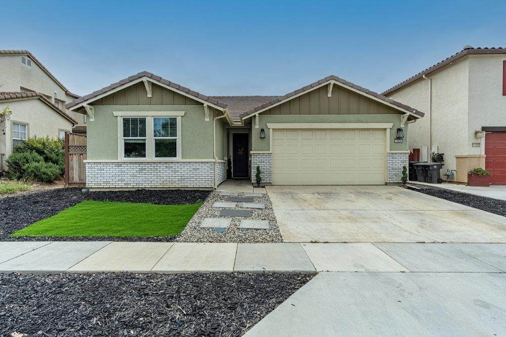 1224 Campania Way - Photo 1