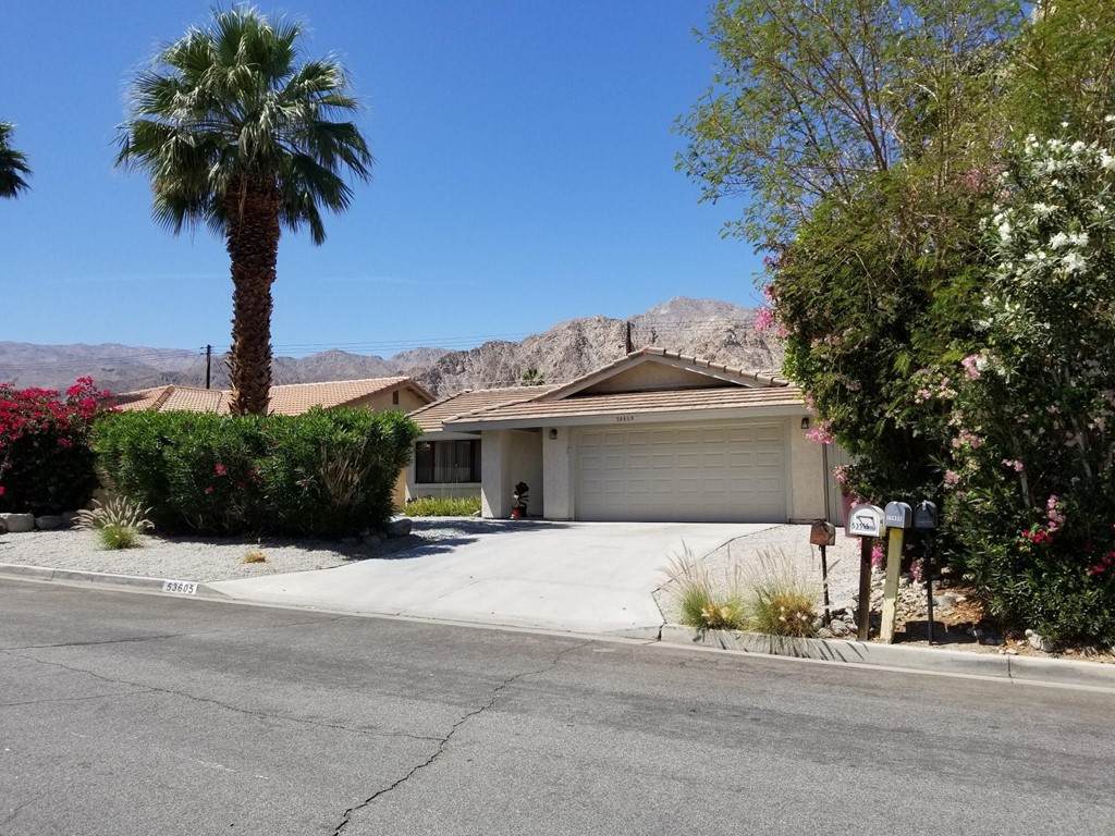 53605 Avenida Alvarado - Photo 1