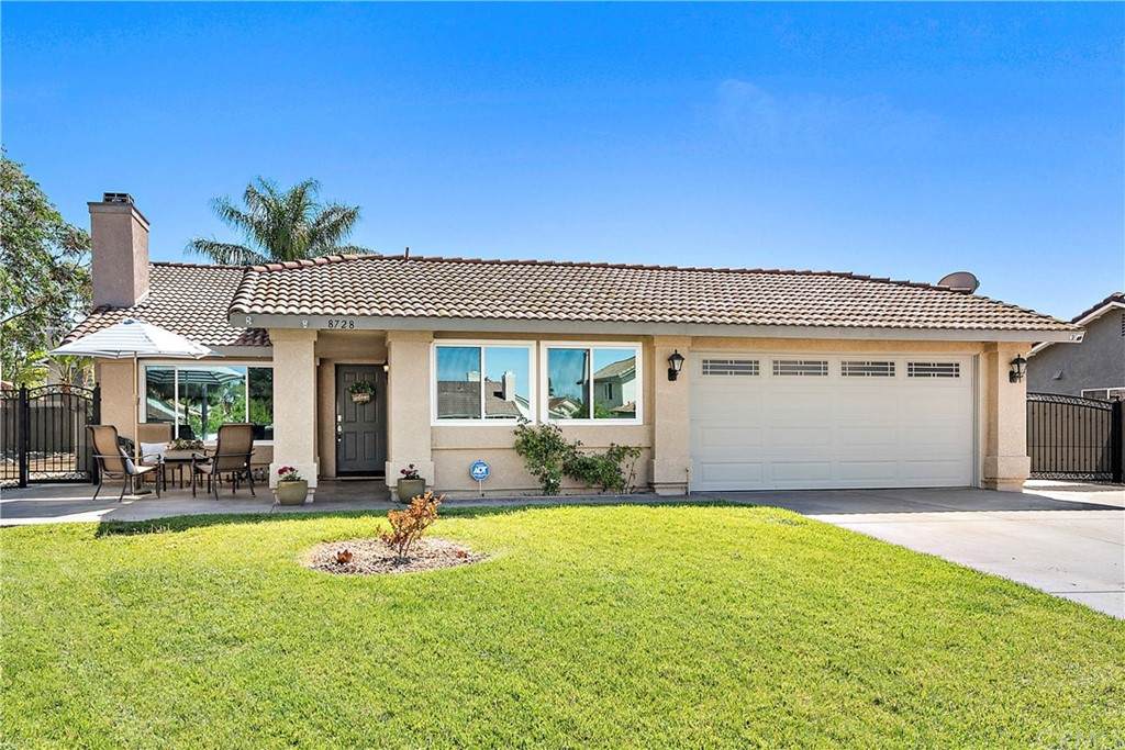 8728 Senna Lane - Photo 1