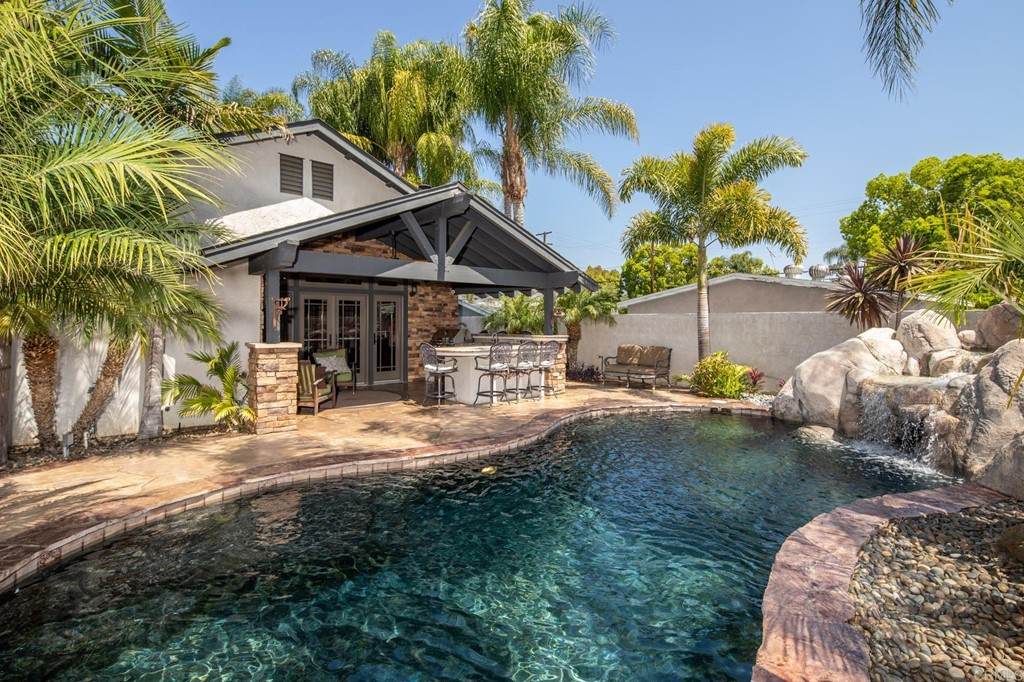 12945 Julian Avenue - Photo 1