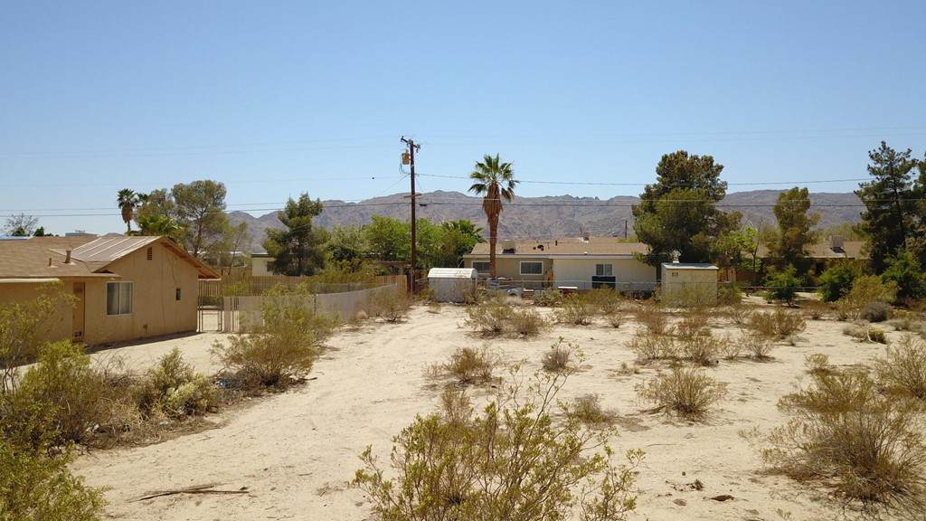 2030 Sun Valley Drive - Photo 1