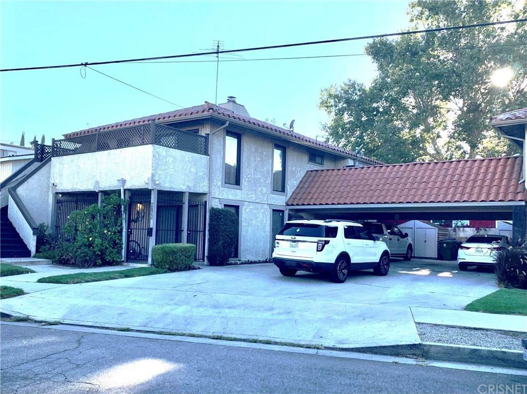 4755 Orion Avenue - Photo 1