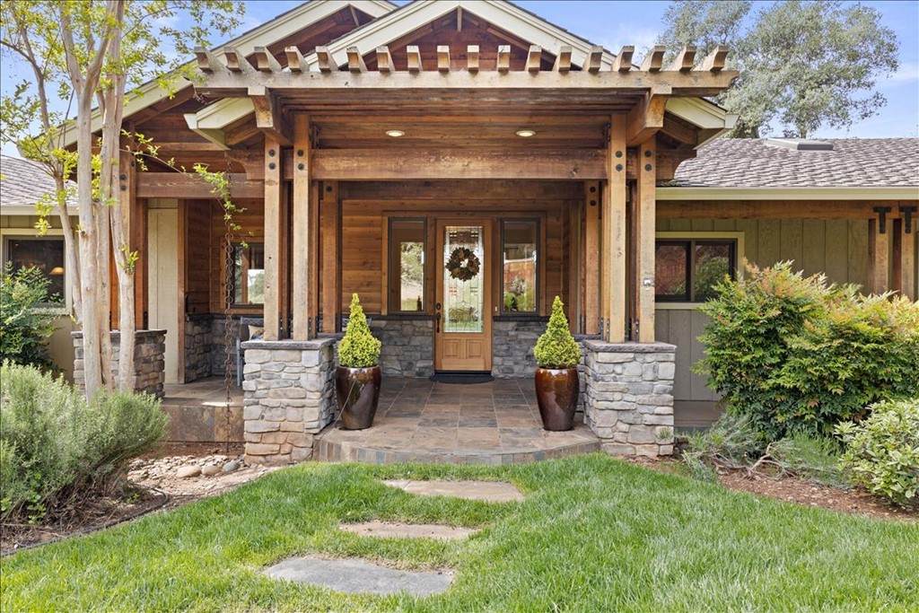 4860 Trails End Road - Photo 1