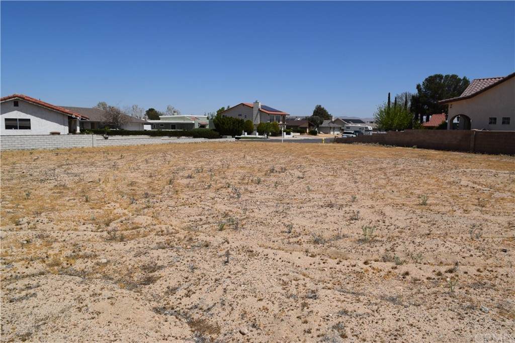 18601 Catalina Road - Photo 1