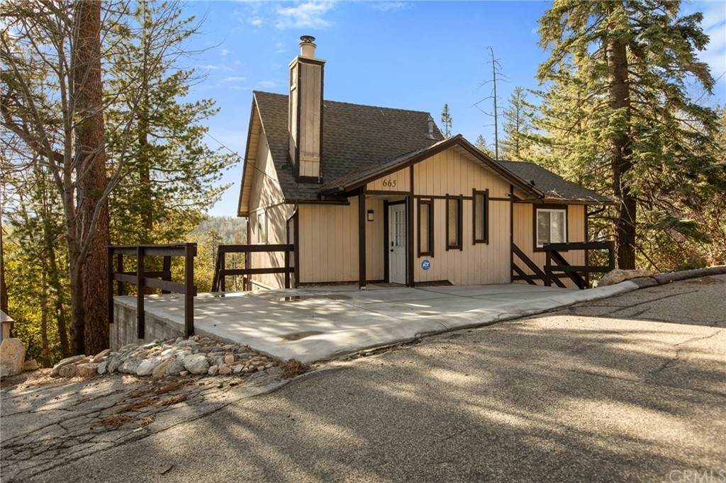665 Sonoma Drive - Photo 1