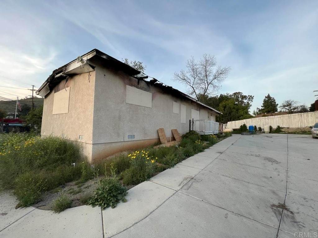 1675 2nd St Street - Photo 1