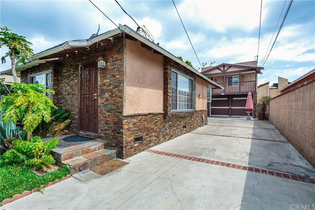 426 San Pasqual Drive - Photo 1