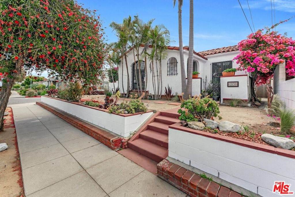 2830 Pearl Street - Photo 1
