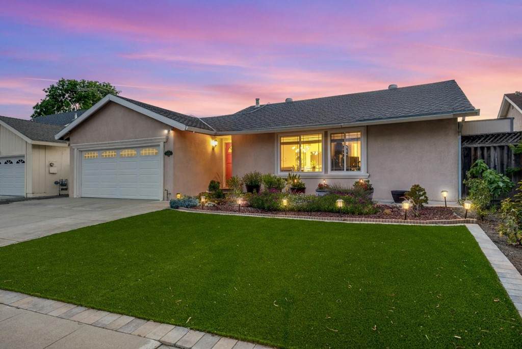 6089 Larchmont Drive - Photo 1