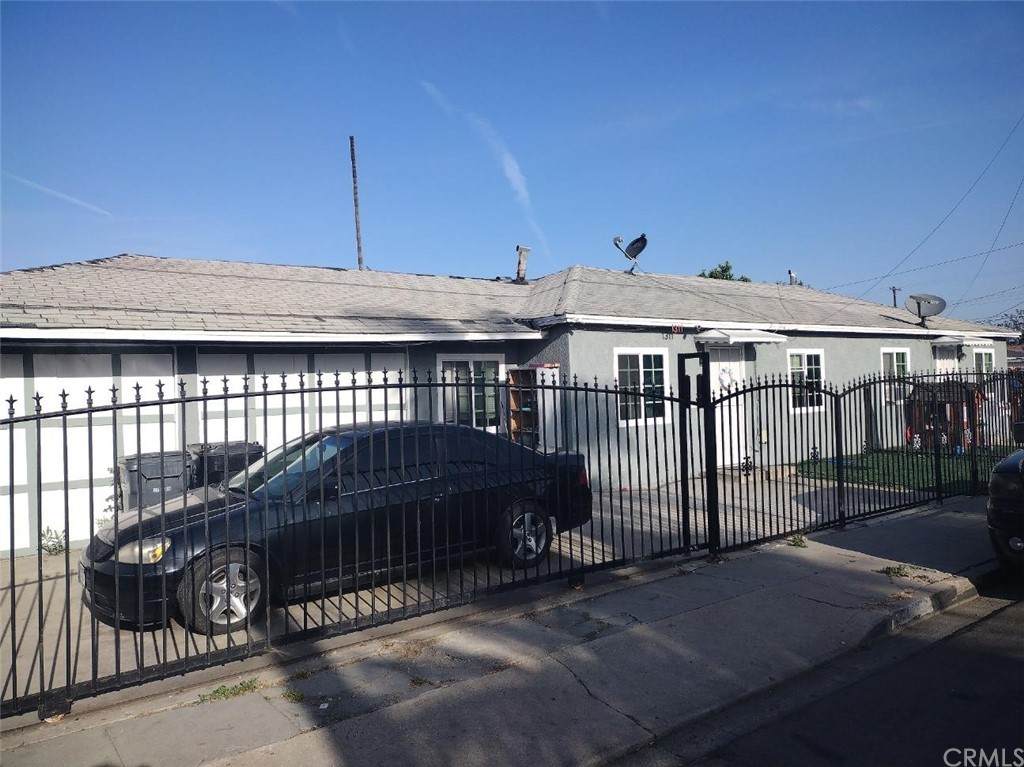 1311 Aranbe Avenue - Photo 1