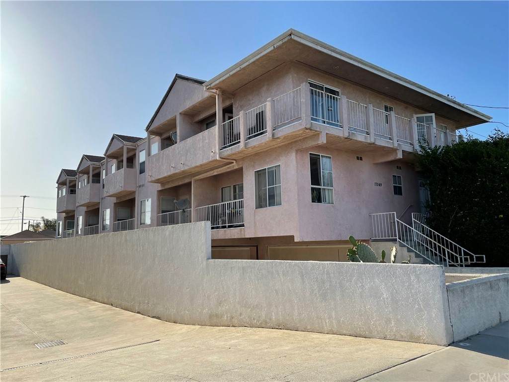 17049 Dalton Avenue - Photo 1