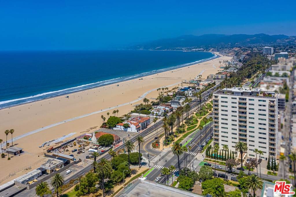 101 California Avenue - Photo 1