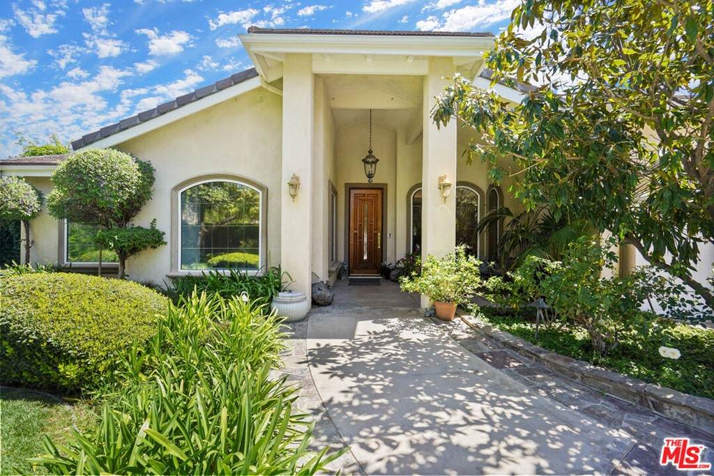 9240 Encino Avenue - Photo 1