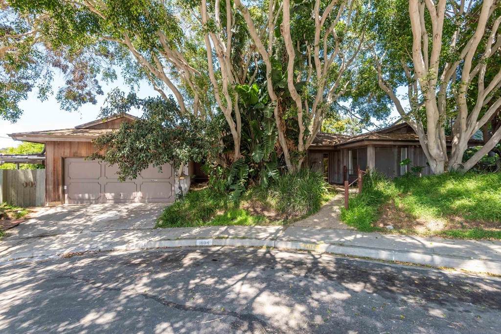 1604 Yost Dr - Photo 1