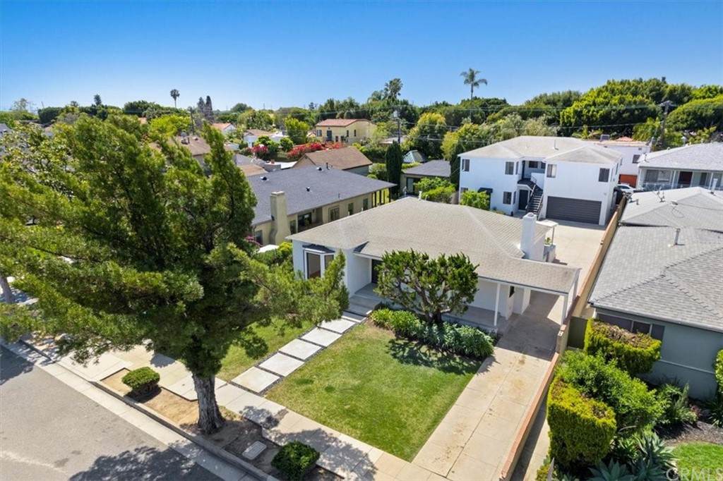 2218 24th Street - Photo 1