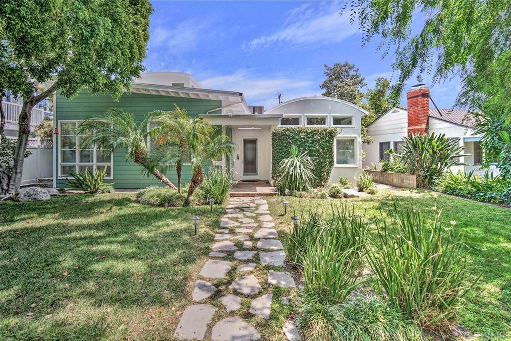 448 California Street - Photo 1