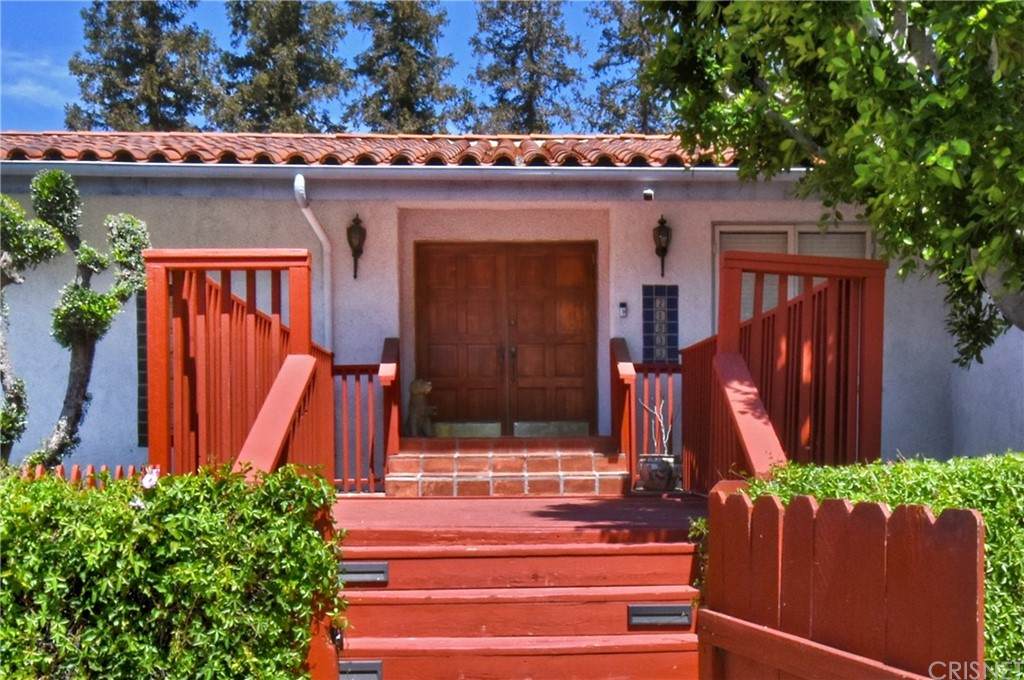 21833 De La Luz Avenue - Photo 1