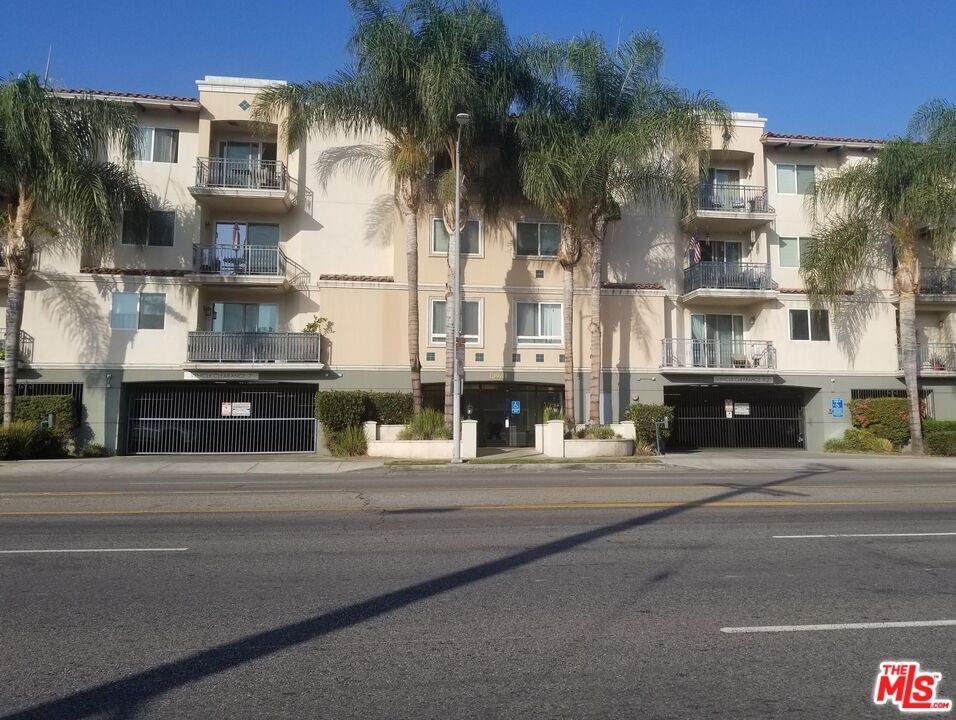 13941 Sherman Way - Photo 1