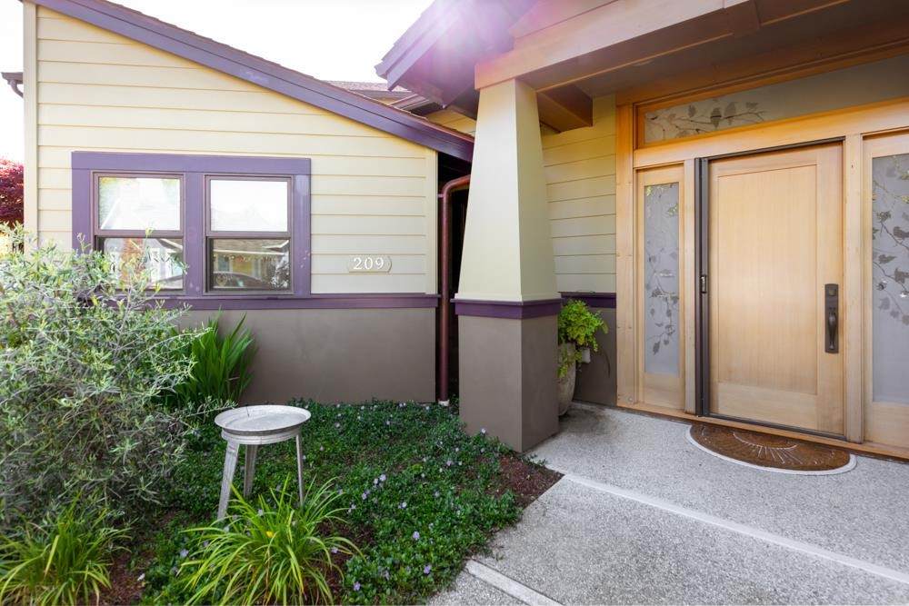 209 Fanmar Way - Photo 1