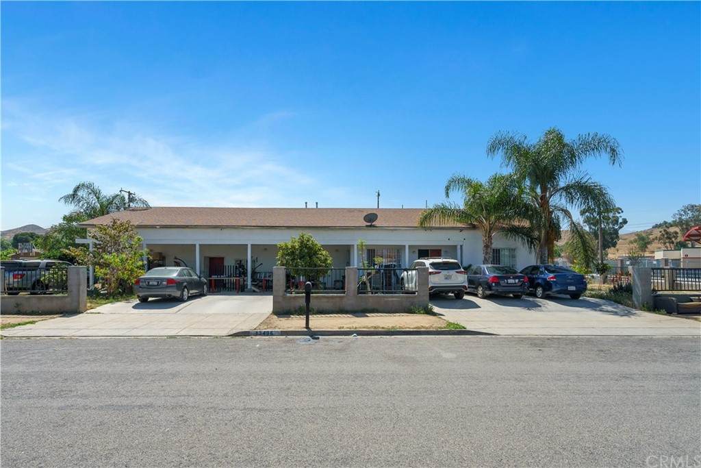 13496 Tolton Avenue - Photo 1