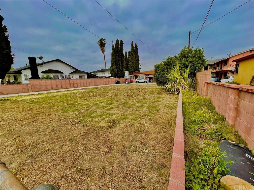 6803 Walker Avenue - Photo 1