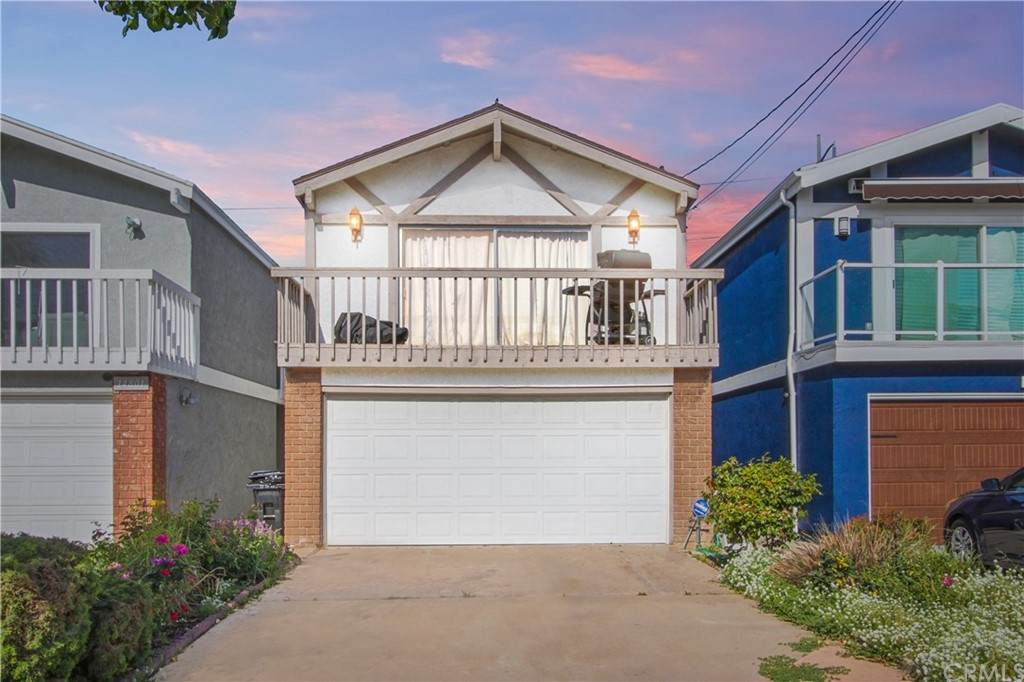 14727 Kingsdale Avenue - Photo 1