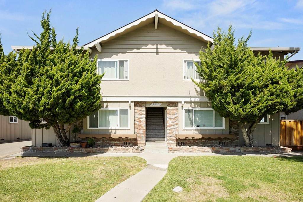 2125 Monroe Street - Photo 1
