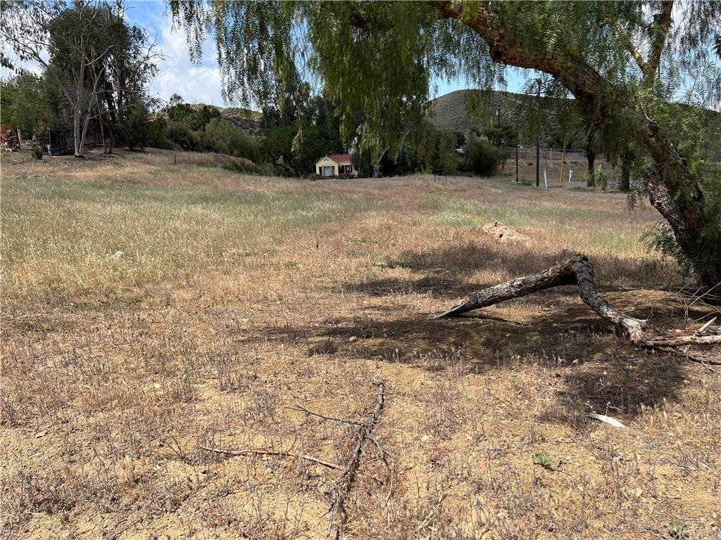 28 Miller - Photo 1