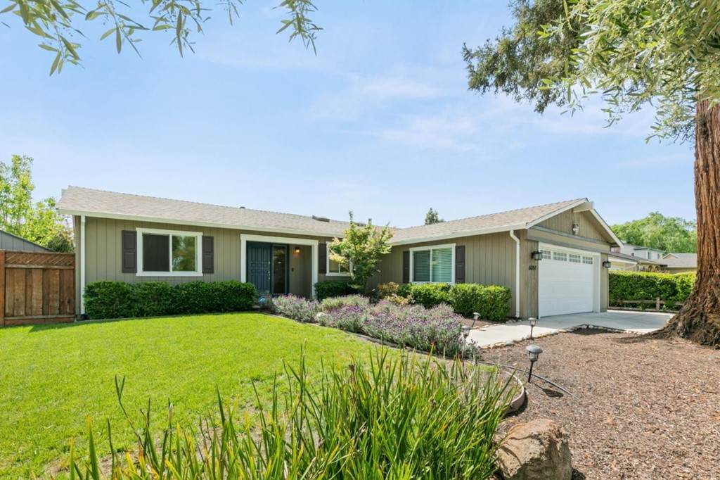 6014 Sequoia Court - Photo 1