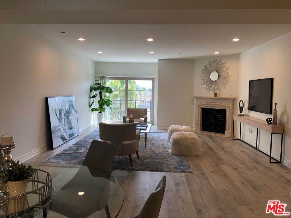 107 Sweetzer Avenue - Photo 1