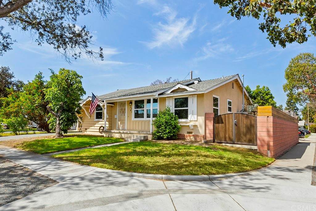 3581 Kemble Avenue - Photo 1