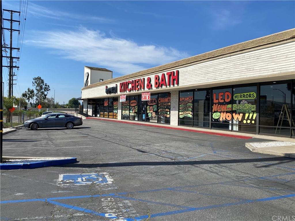 111 151 Azusa Avenue - Photo 1