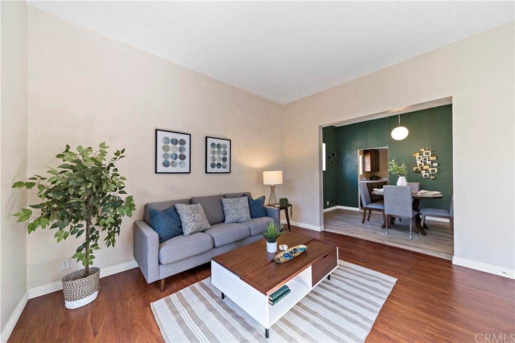 1743 Clinton Street - Photo 1
