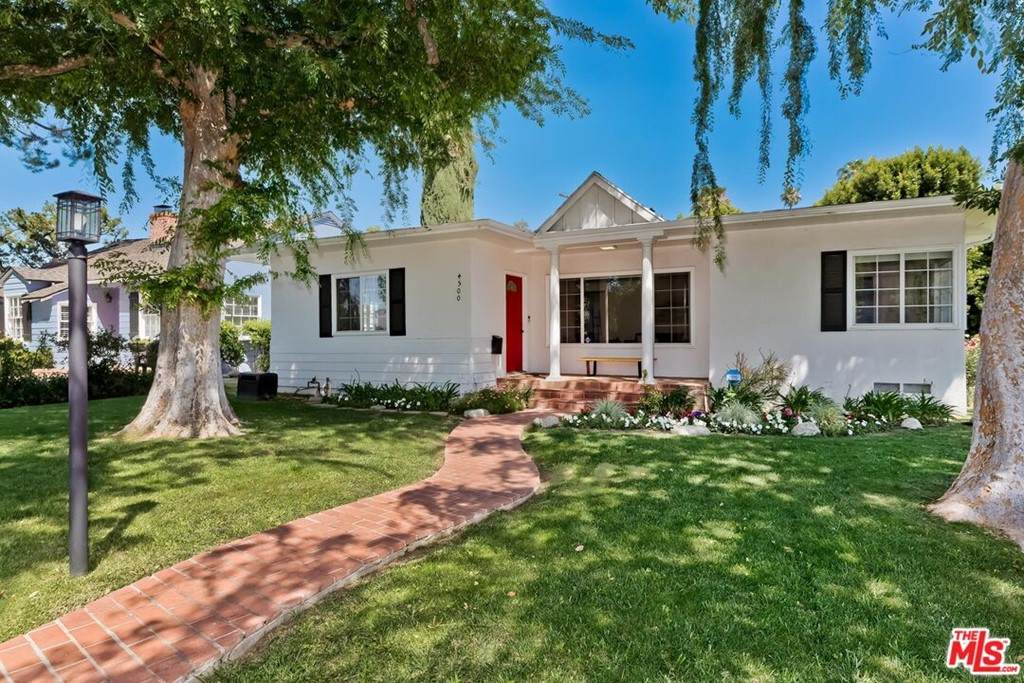 4500 Nagle Avenue - Photo 1