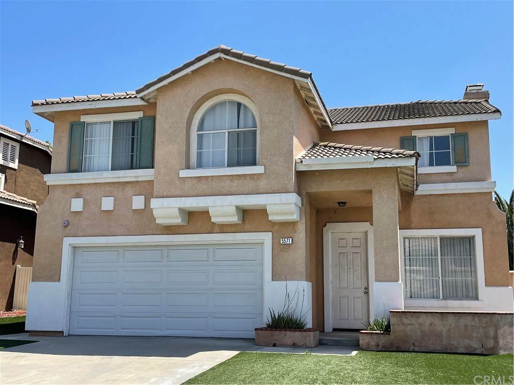 5571 Lone Pine Drive - Photo 1