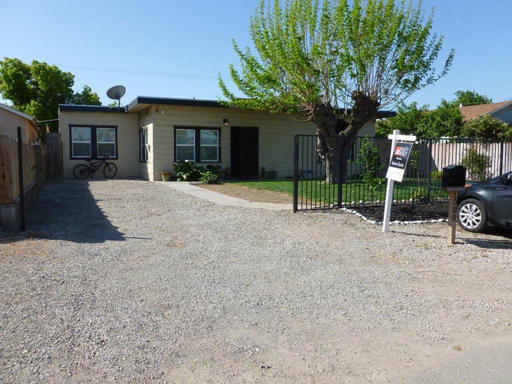 1000 Watson Avenue - Photo 1