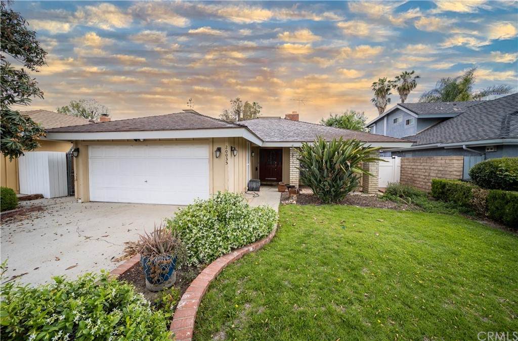 20035 Hemmingway Street - Photo 1