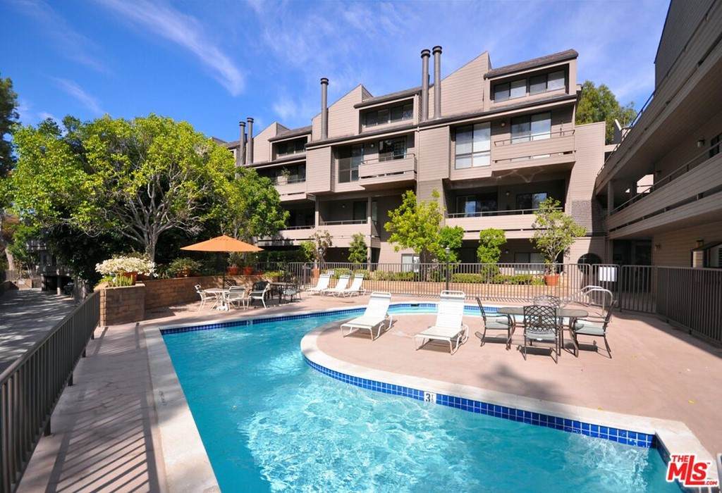 13331 Moorpark Street - Photo 1