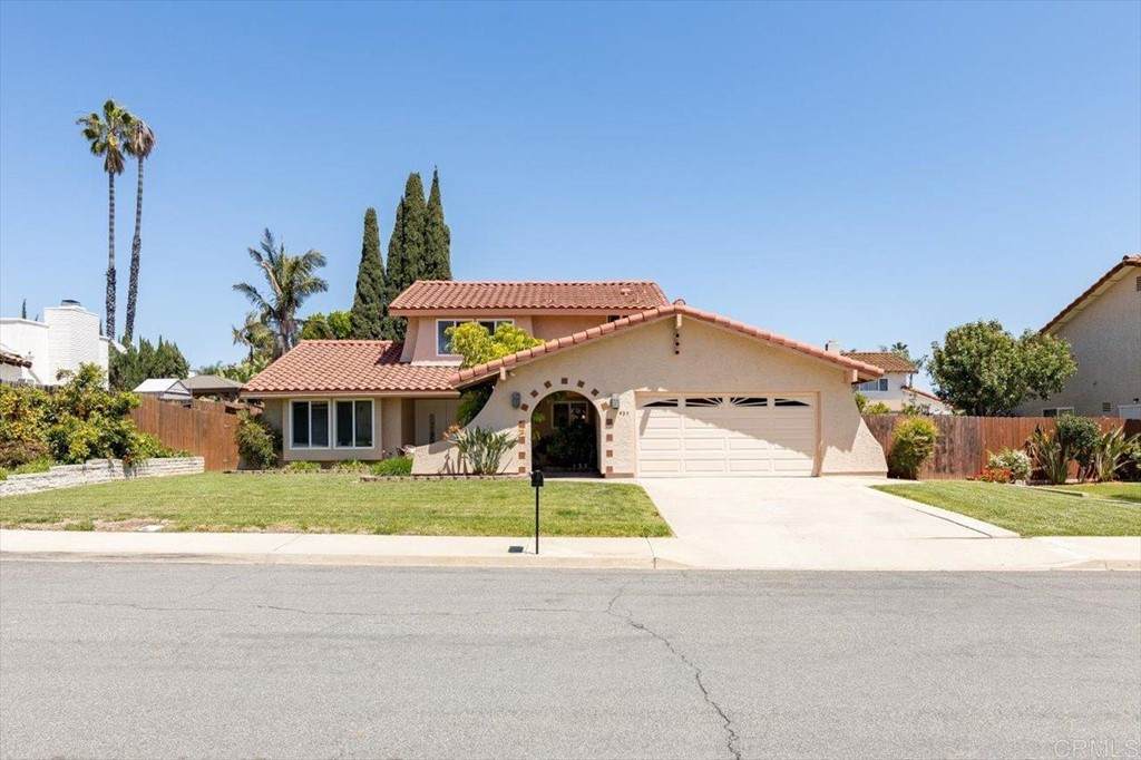 927 Karen Court - Photo 1