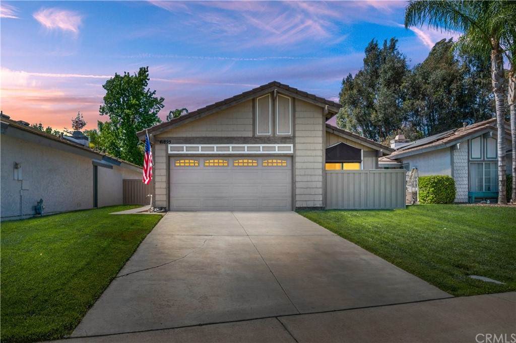 41895 Kaffirboom Court - Photo 1