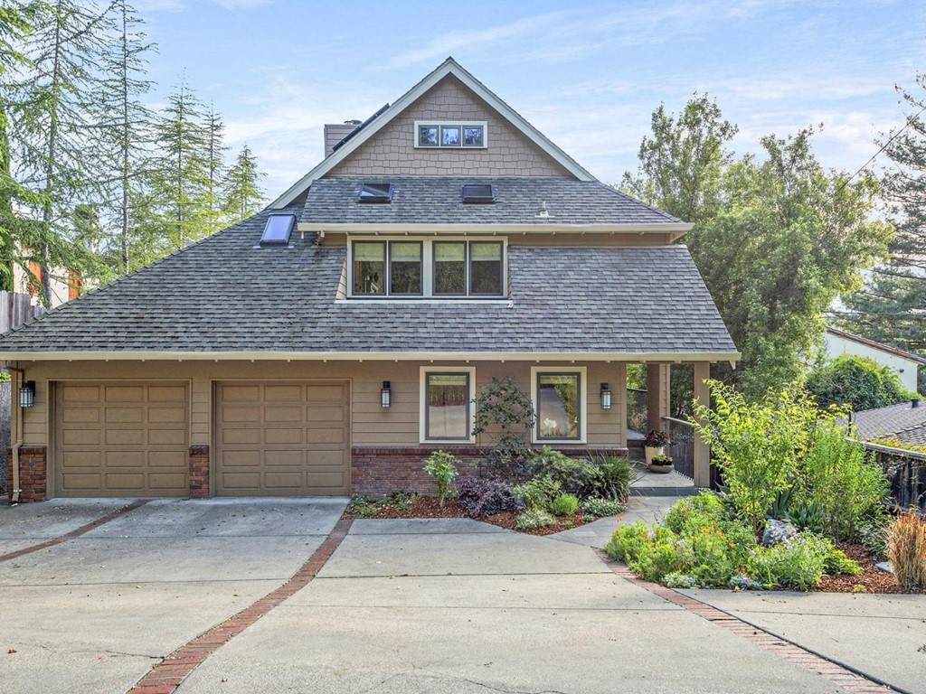 160 Stacia Street - Photo 1