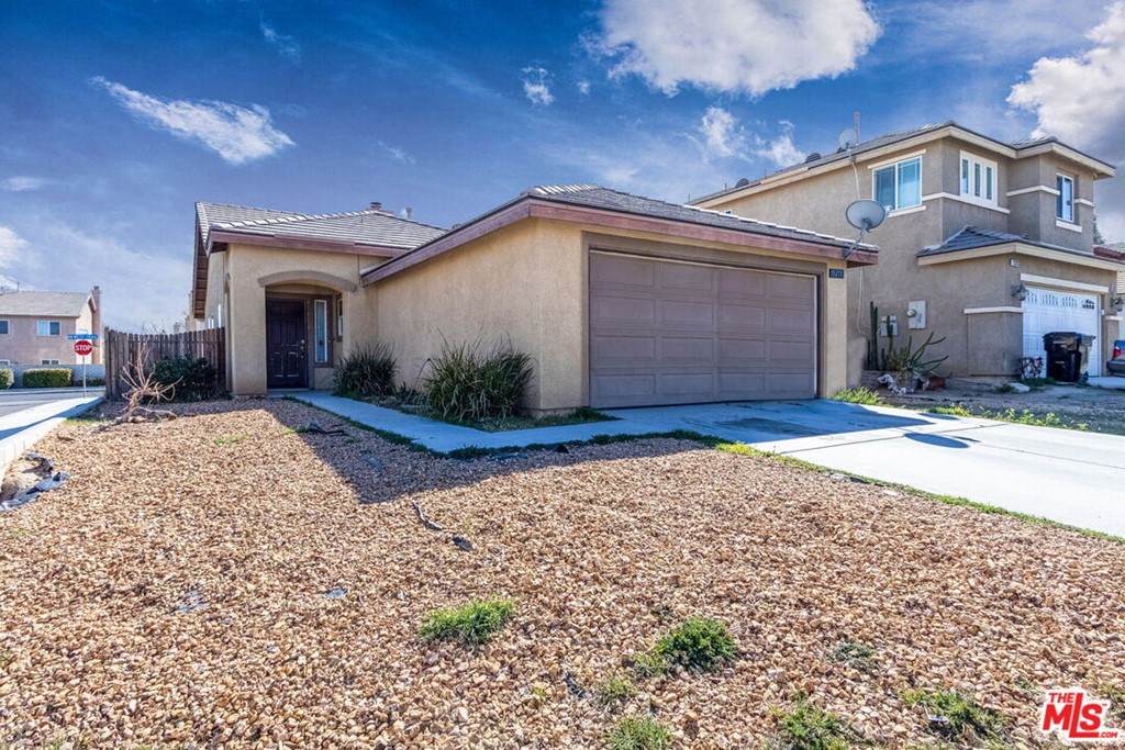 15271 Sunny Point Street - Photo 1