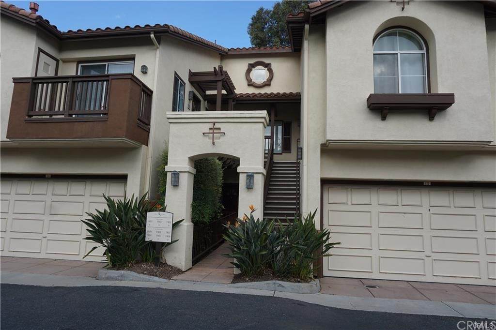 2960 Champion Way - Photo 1
